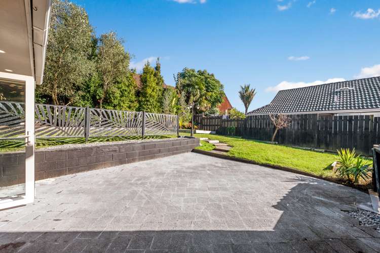 12 Cyclades Place Cockle Bay_24