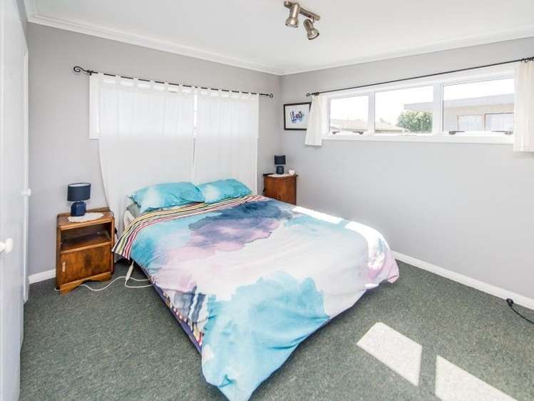 6 Durham Road Springvale_9