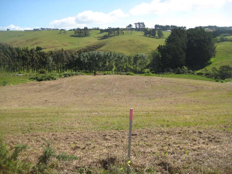 32 Pekama Drive Cable Bay_5