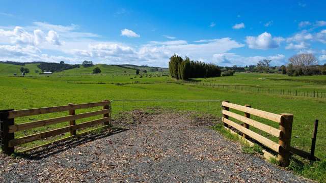 Lifestyle opportunity - private and sunny