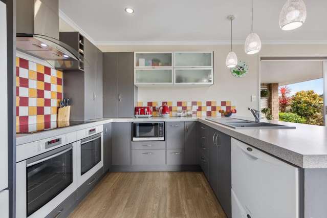 86 Karamea Street Whalers Gate_2