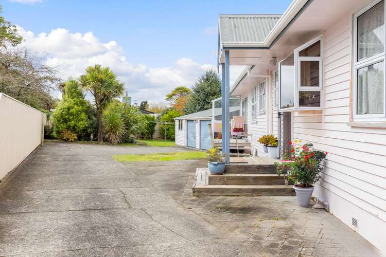 107 Pandora Avenue Westbrook_23