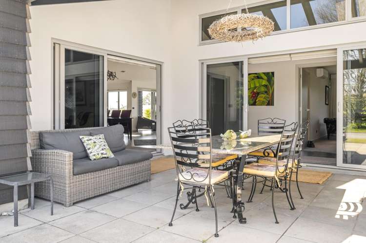 15 Loch Views Road Acacia Bay_12