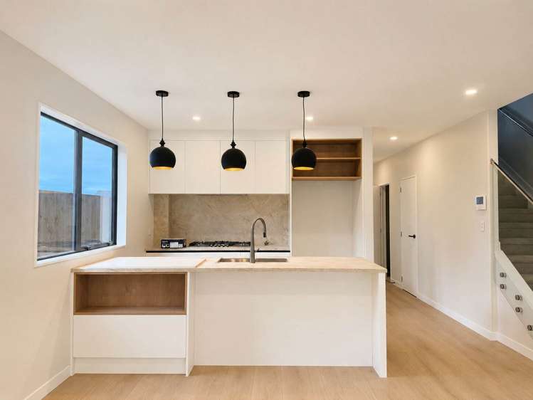 56 Ara Taha Crescent_1