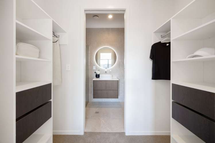 2/8 Lumino Terrace Peacocke_10