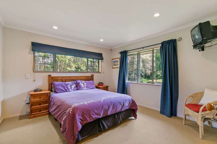 15 Awaroa Stream Drive Waiuku_6