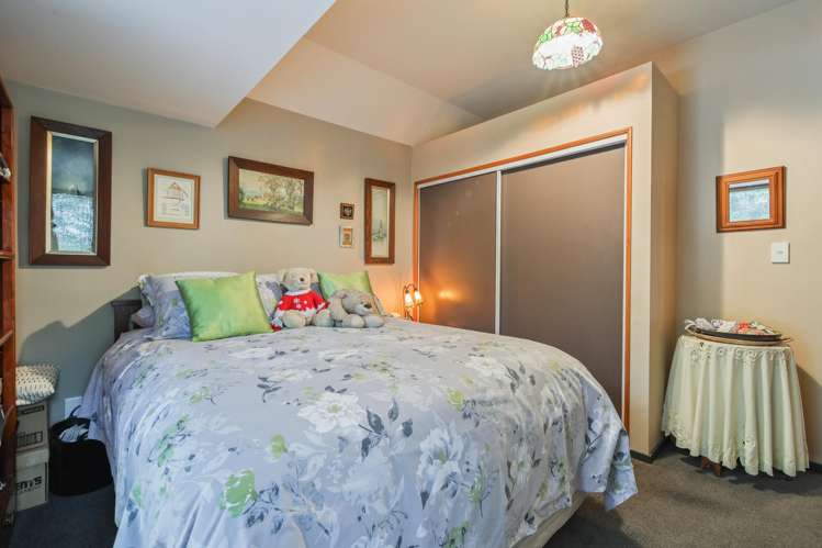 1640 Cust Road Cust_15