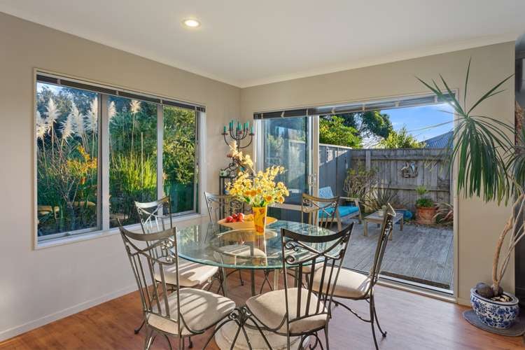 5 Byron Brown Place Otaki Beach_6