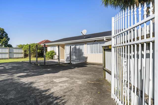 2/3 Ellen Street Manurewa_1