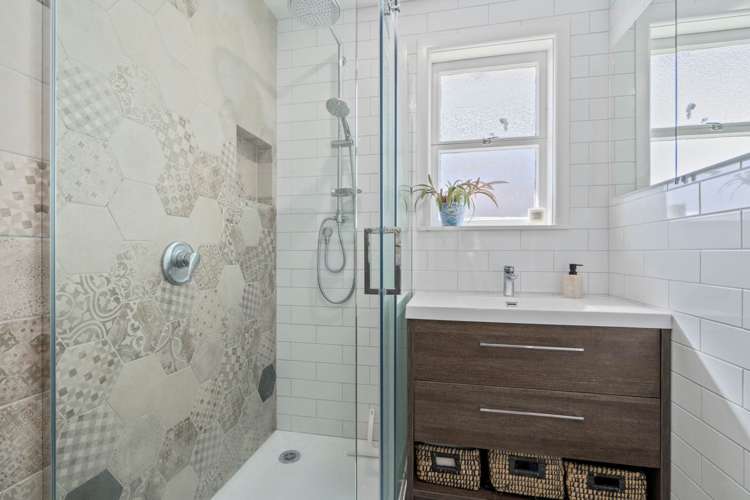 65 Farquhar Road Glendene_10