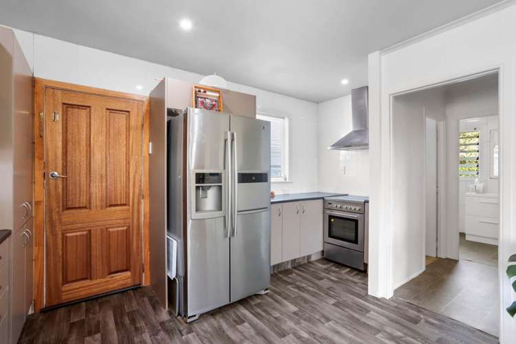 14 Parker Avenue New Lynn_10