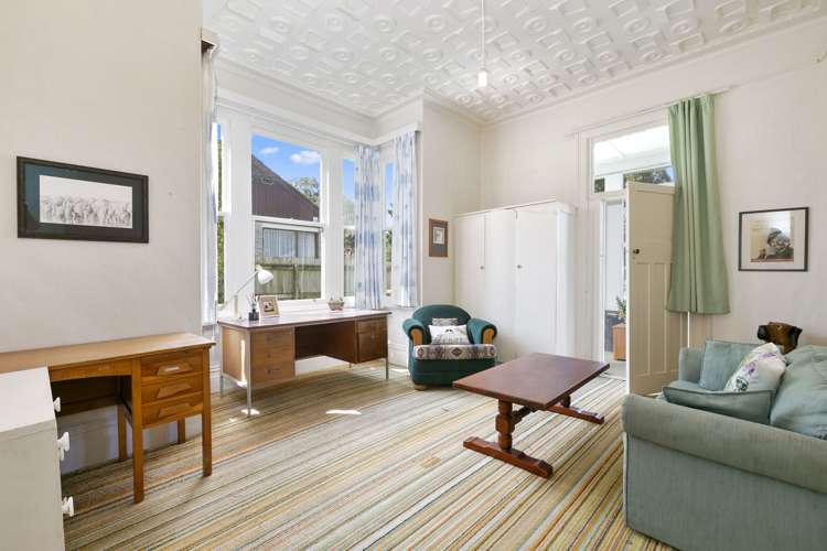 186 Queen Street North Dunedin_13