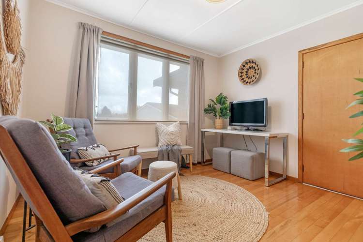 32 Woodford Avenue Brookfield_18