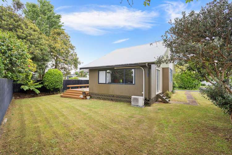 9/25a Beach Road Te Atatu Peninsula_13