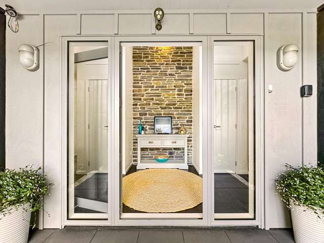 50 Montgomery Crescent Kinloch_1