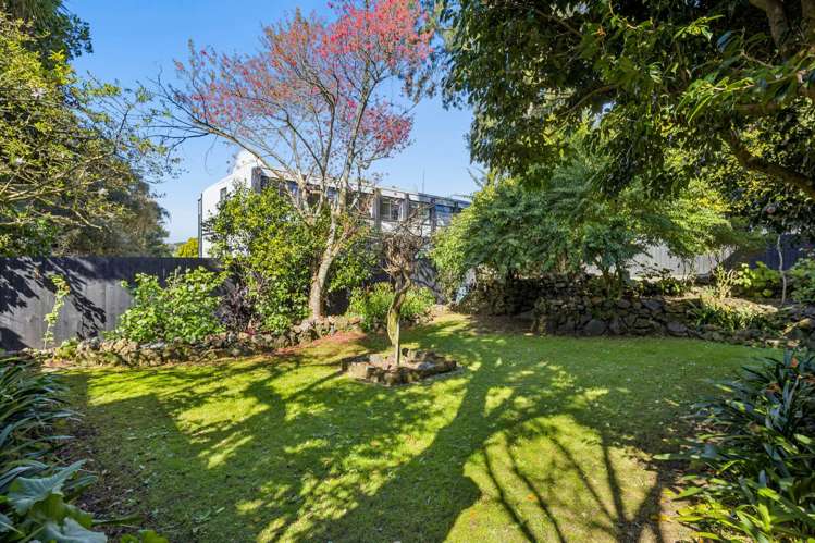 12 Shipherds Avenue Epsom_12