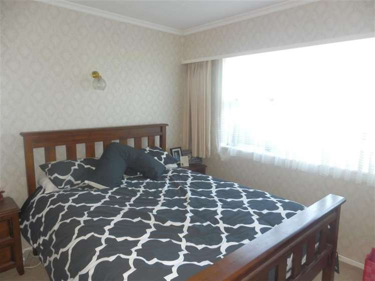 143 Great North Road Winton_7