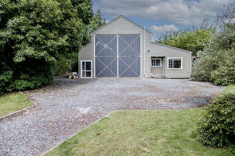 208 Mapara Road Acacia Bay_21