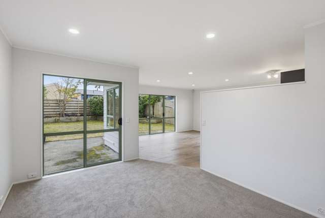 27 Rutherford Drive Waikanae Beach_2