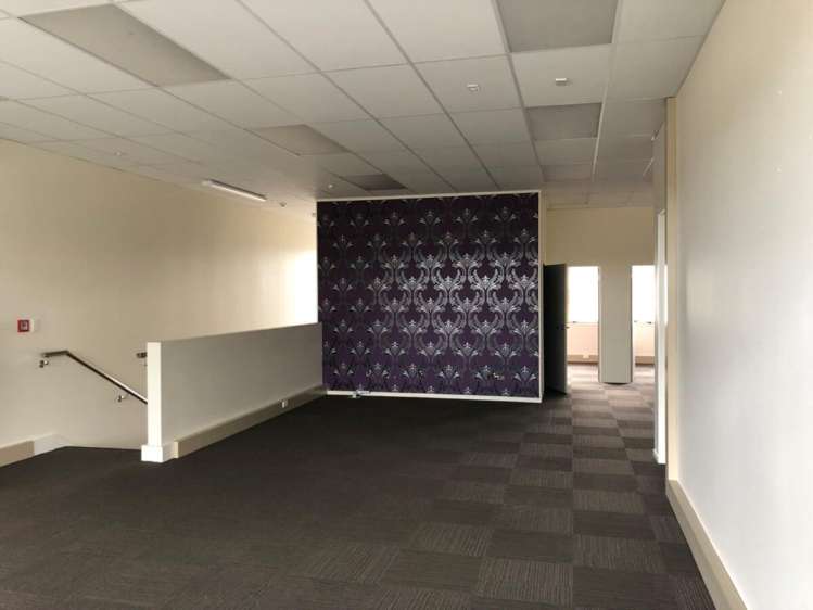 326-328 Main road Kumeu_4