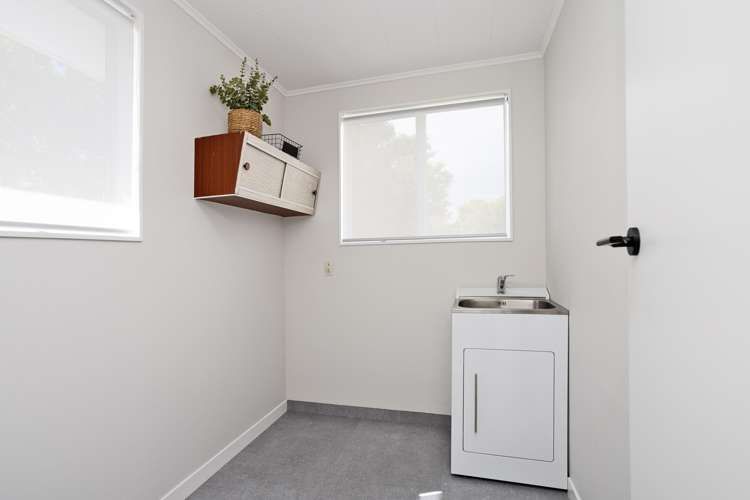 21 Roy Street Strathern_17