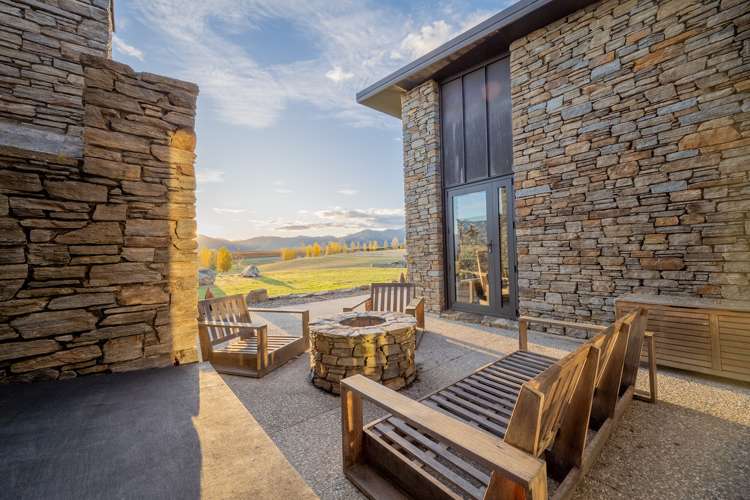 309 Golden Road Alexandra_10