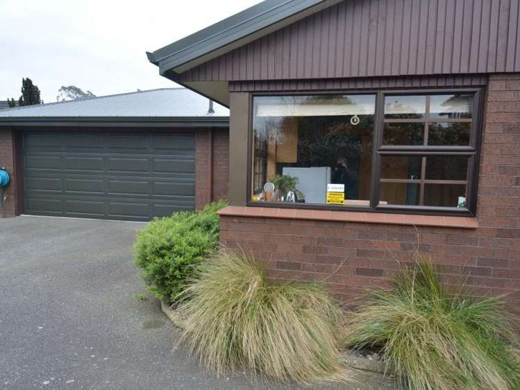 100 Chelmsford Street Windsor_3