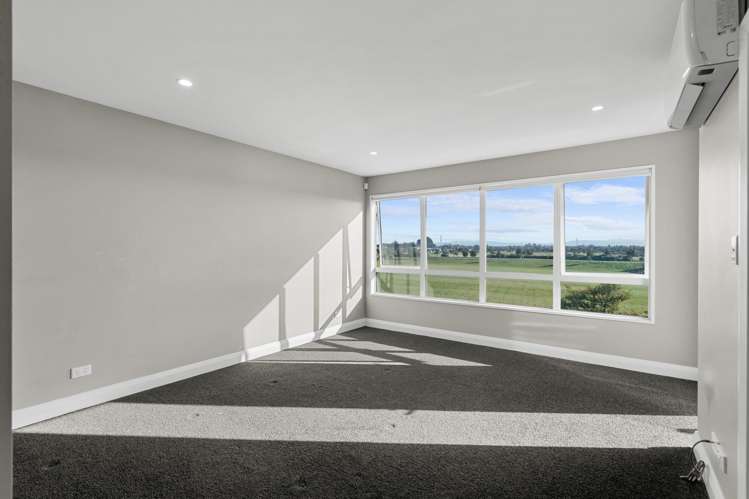 25 Dow Square Wigram_11