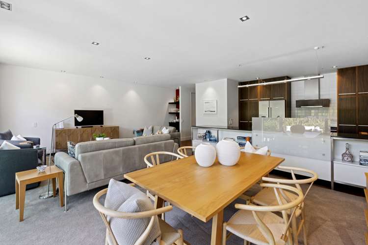 6/258 Hurstmere Road Takapuna_13