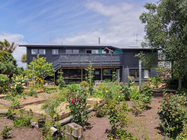 3 Sunny Bay Road Matua_17