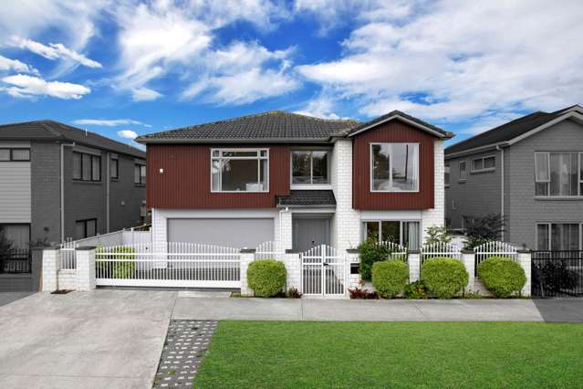 Luxury Meets Space – Grand Family Living