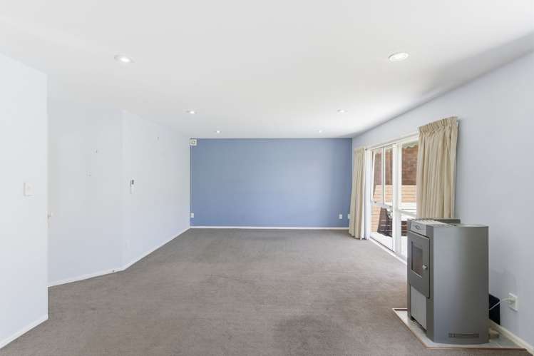 2/10 Baretta Street Somerfield_9