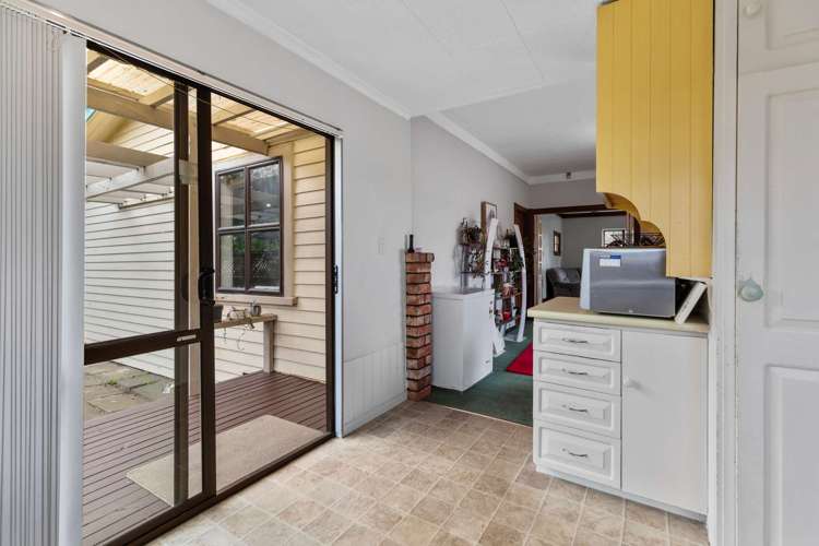 1 Devon Road Springvale_14