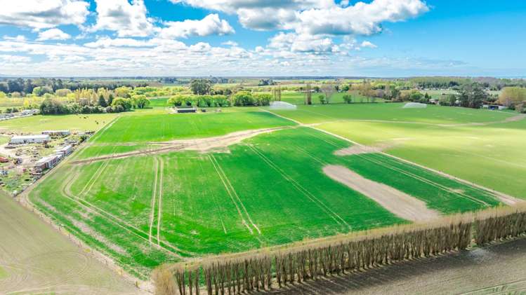 8 Barretts Road Seadown_9