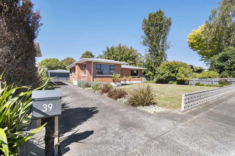 39 Fairview Avenue Feilding_16