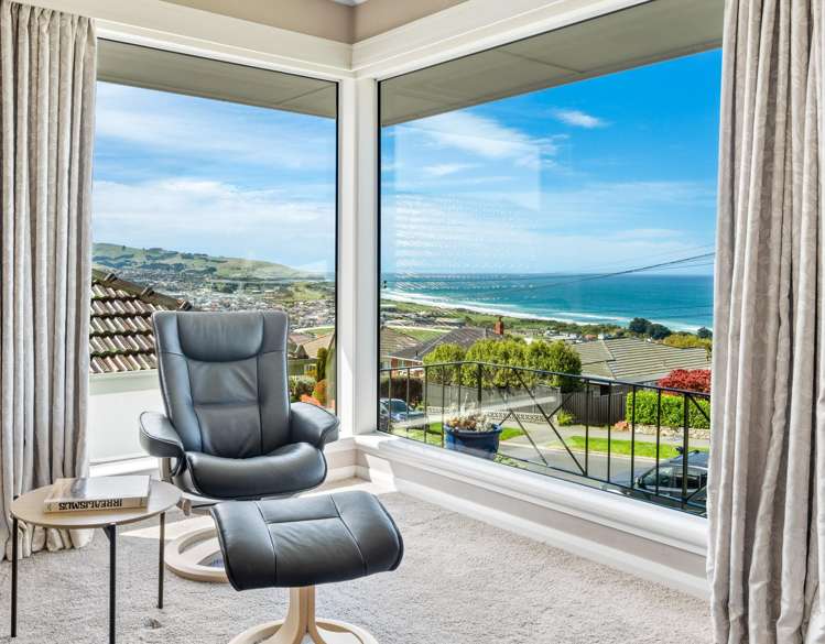 148 Easther Crescent_0