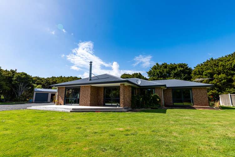 30 Matua Grove Otatara_19