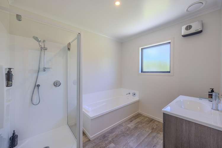 1 Maggies Way Wanaka_11