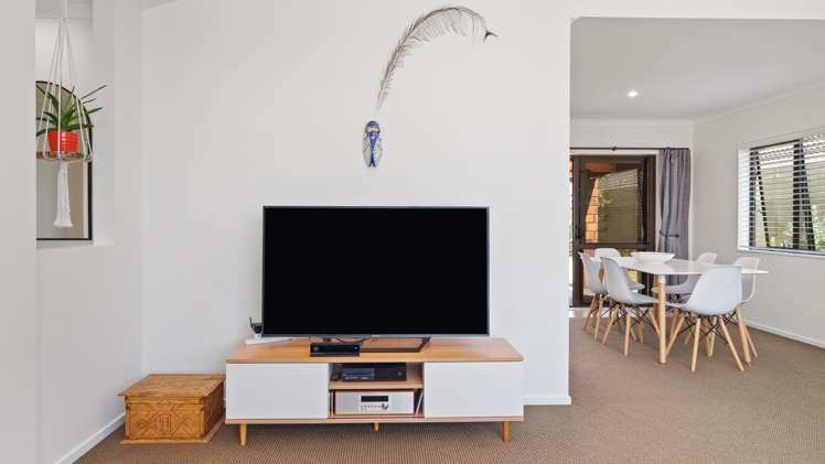 108 Twin Oak Avenue Papamoa_5