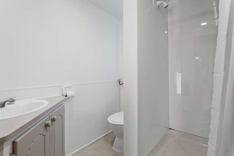 9 Pollen Street Matata_22