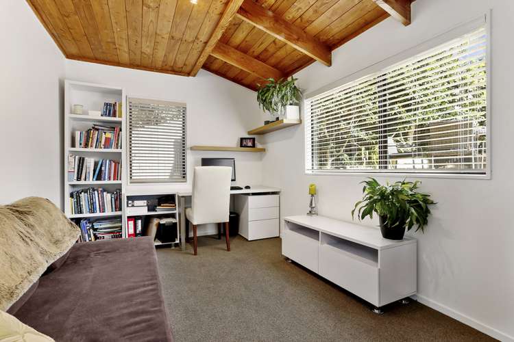 13 Kawaka Street Titirangi_11