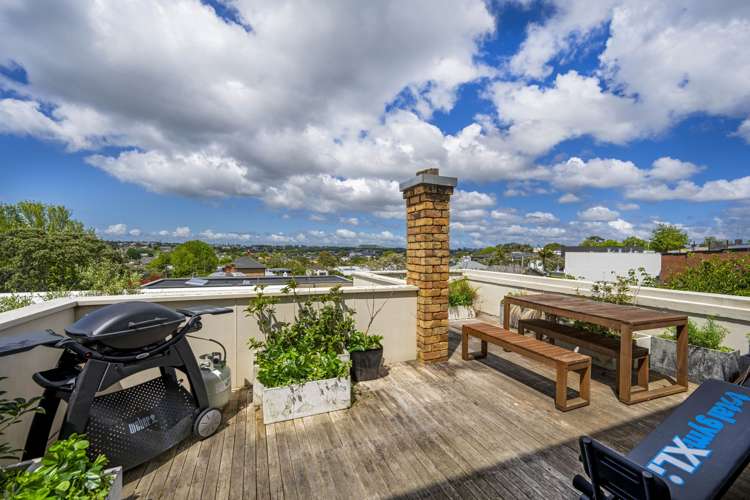 222 - 228 Jervois Road Herne Bay_16