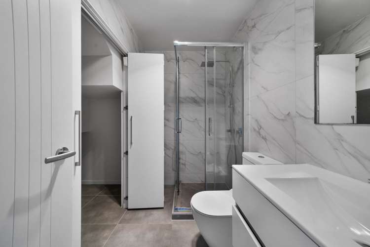 32 Karoro Road Flat Bush_9