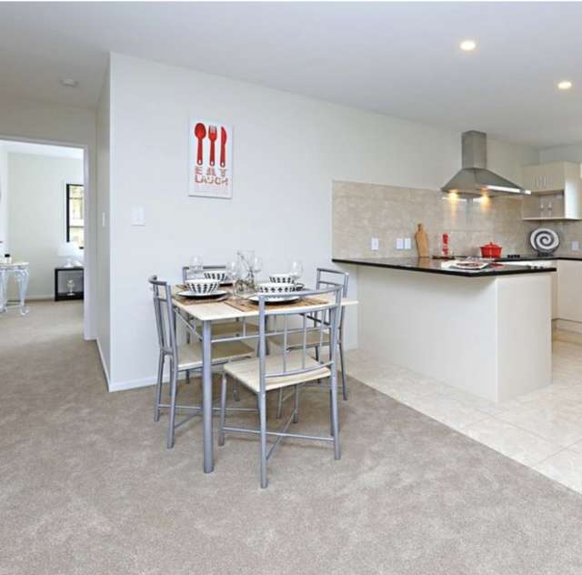 10 John Broad Place Flat Bush_2