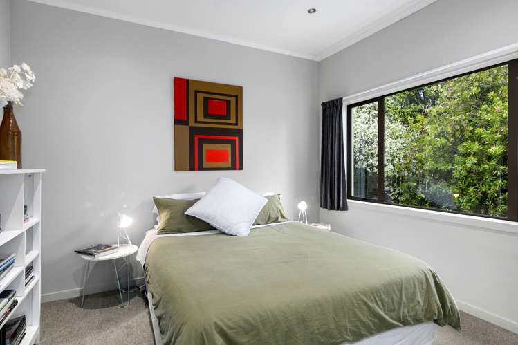 127 Larnach Road Vauxhall_18