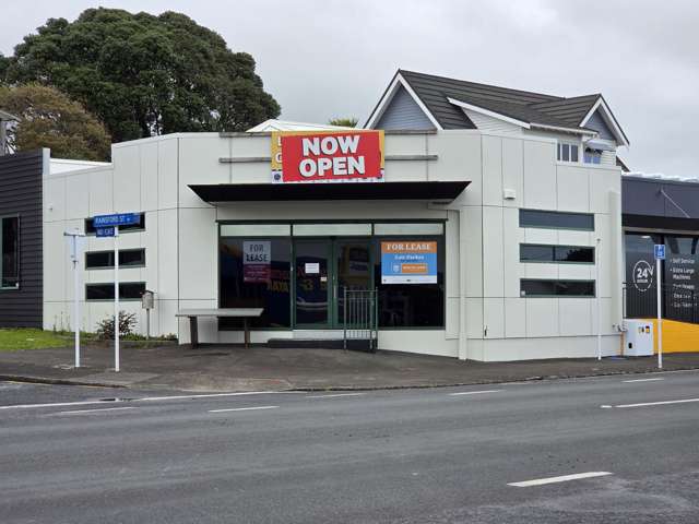 High profile retail shop