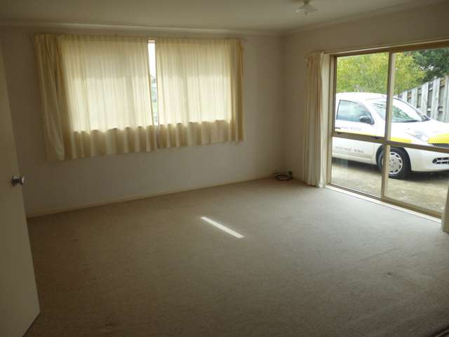 21 Pointon Glade Grandview Heights_1