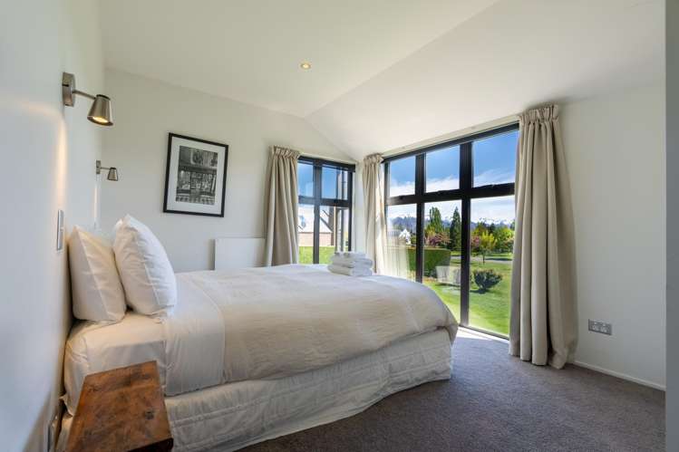 13 Orchard Road Wanaka_24