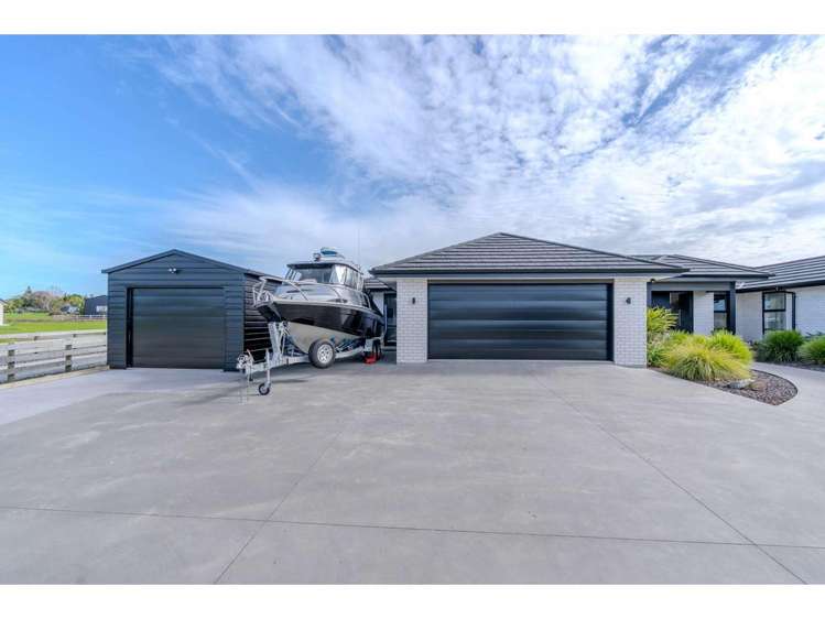 11 The Lakes Drive_2