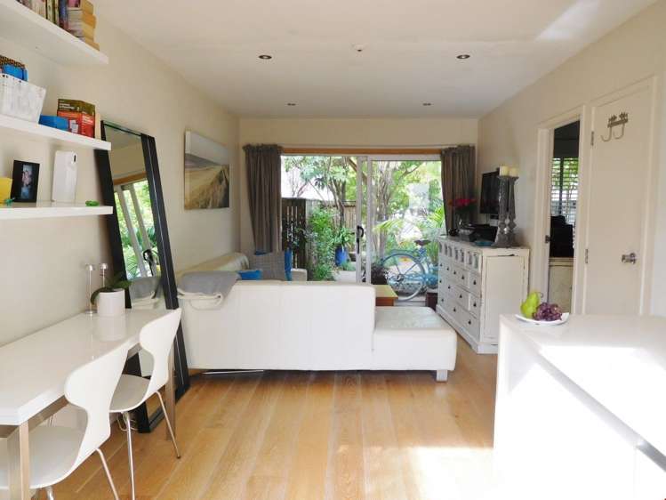 12/72 Kitchener Road Milford_6